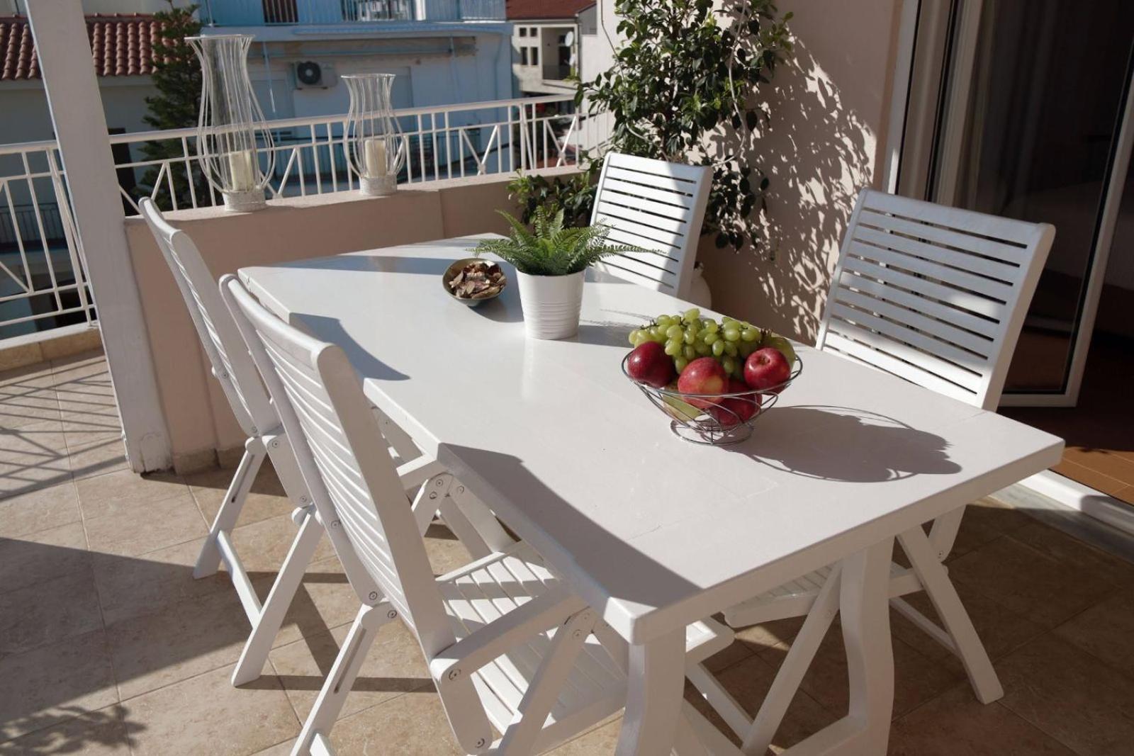 Bozikis House! A Cosy Apartment In The City Centre Скиатос Экстерьер фото